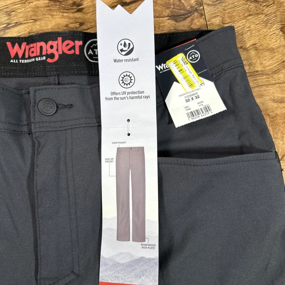NWT Wrangler ATG Men's 32x32 Gray Cliffside Utility Pants Stretch Hiking Outdoor